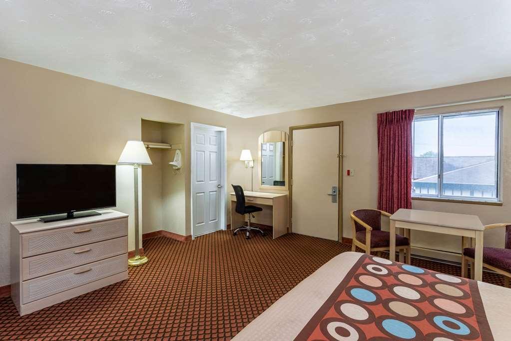 Super 8 By Wyndham Marysville/Port Huron Area Eksteriør billede