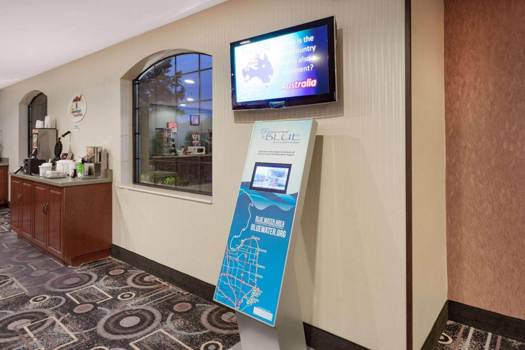 Super 8 By Wyndham Marysville/Port Huron Area Eksteriør billede