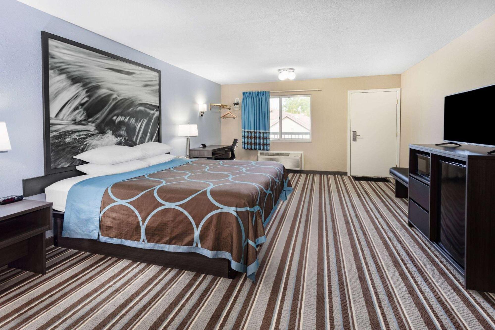 Super 8 By Wyndham Marysville/Port Huron Area Eksteriør billede