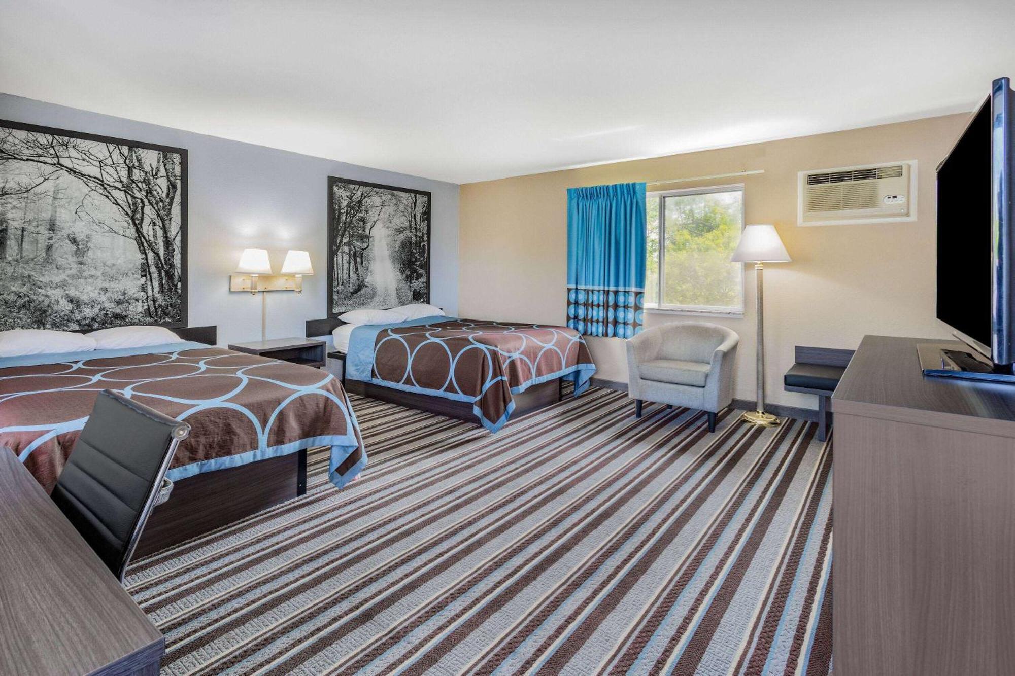 Super 8 By Wyndham Marysville/Port Huron Area Eksteriør billede