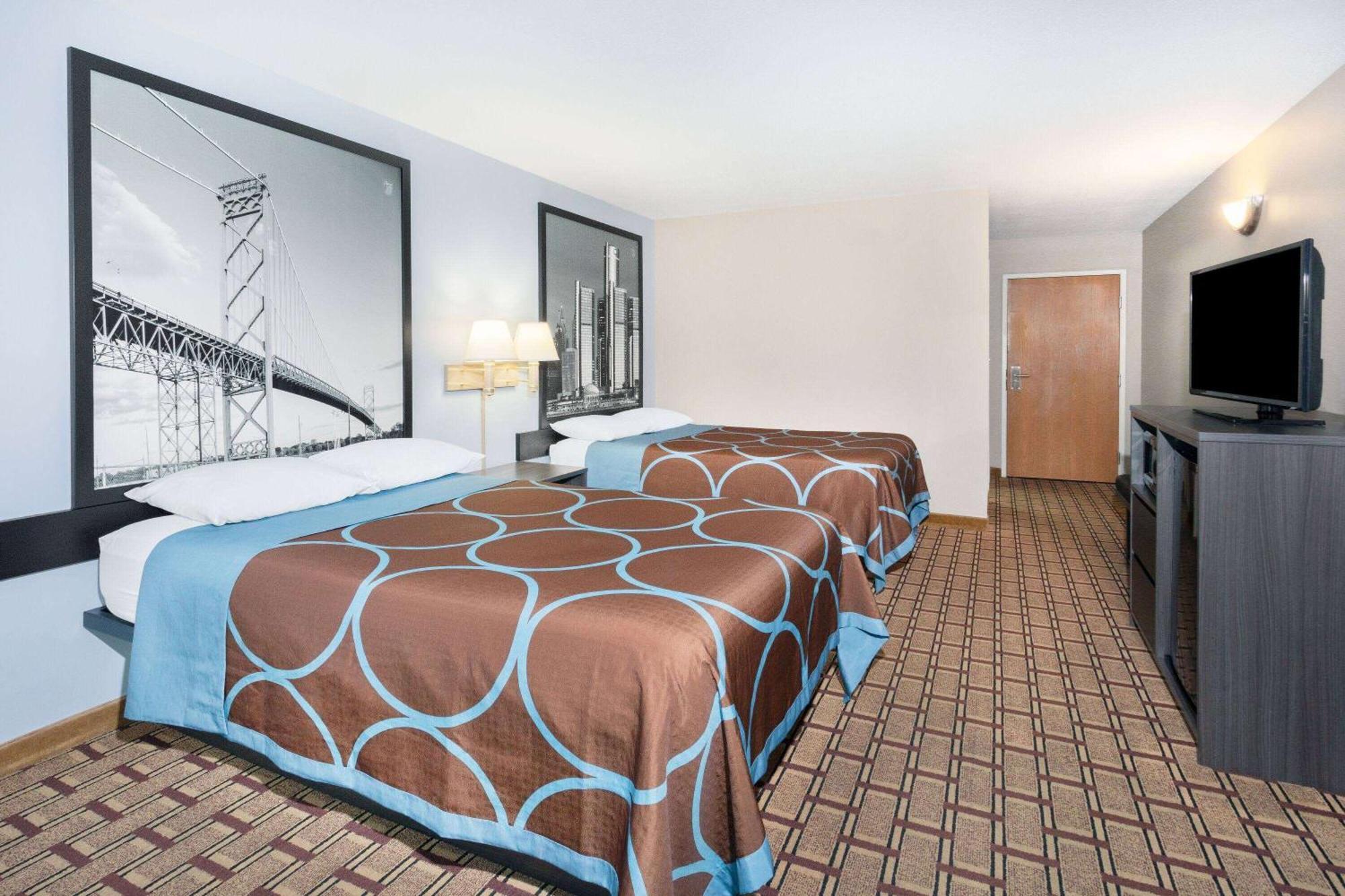 Super 8 By Wyndham Marysville/Port Huron Area Eksteriør billede